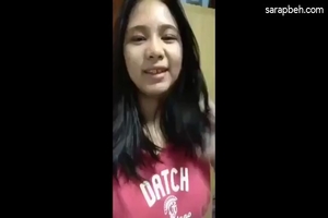 Pinapalibog ni gf ang syotang nasa barko masturbate pinay